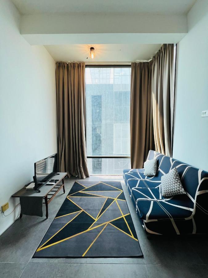 Furr Empire Damansara Studio Free Netflix Wifi เปอตาลิงจายา ภายนอก รูปภาพ