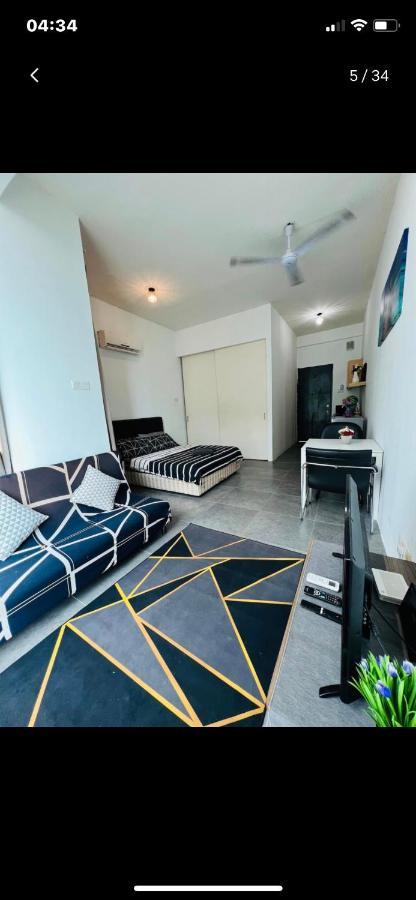 Furr Empire Damansara Studio Free Netflix Wifi เปอตาลิงจายา ภายนอก รูปภาพ